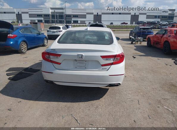 1HGCV2F57JA017825 2018 HONDA ACCORD White 