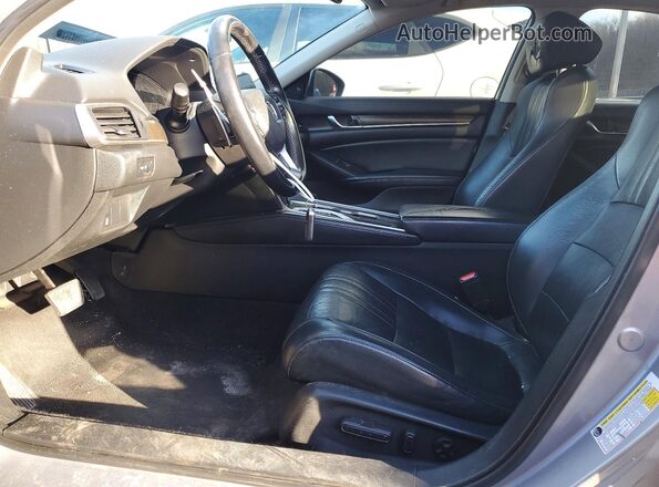 1HGCV2F58JA001925 2018 HONDA ACCORD Silver Սալոնի դիմացի տեսք