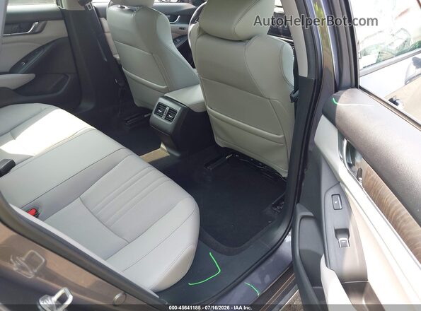 1HGCV2F91JA003129 2018 HONDA ACCORD Gray VIN կոդի պիտակի տեսք