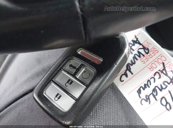 1HGCV2F92JA029674 2018 HONDA ACCORD Brown Widok deski rozdzielczej
