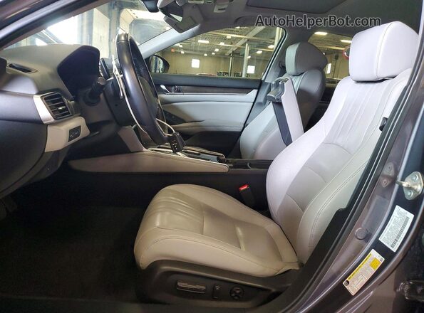 1HGCV2F92KA009569 2019 HONDA ACCORD Gray Вид салону спереду