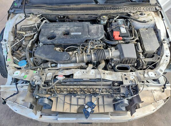 1HGCV2F93JA035984 2018 HONDA ACCORD White Vista interior trasera