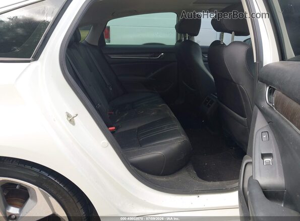 1HGCV2F98KA018535 2019 HONDA ACCORD White Vista de la etiqueta del VIN