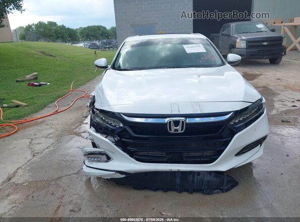 1HGCV2F98KA018535 2019 HONDA ACCORD White Vista del cuadro de instrumentos
