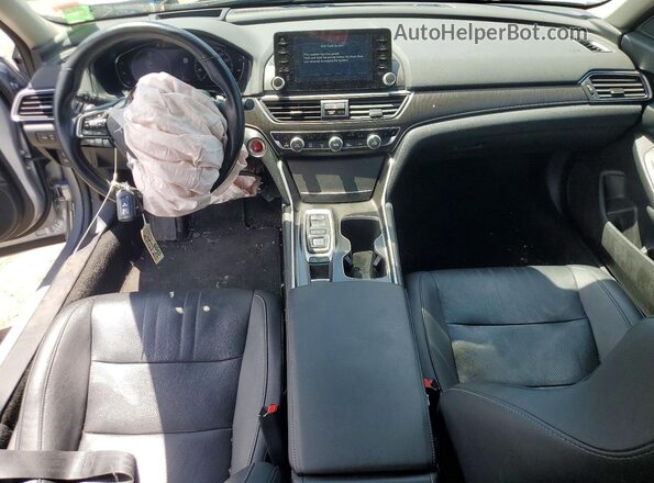1HGCV2F98LA031061 2020 HONDA ACCORD Silver Dashboard view