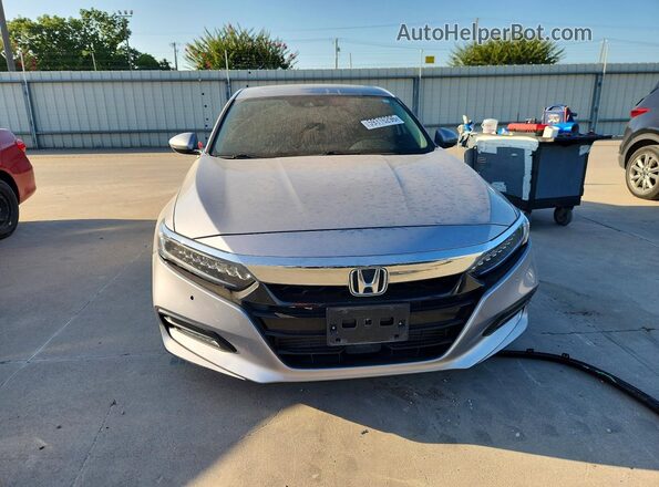 1HGCV2F9XJA045329 2018 HONDA ACCORD Silver Դիմացի տեսք