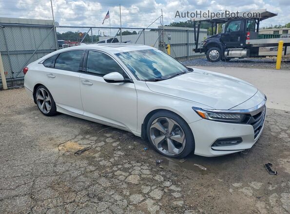 1HGCV2F9XKA008900 2019 HONDA ACCORD White Przód prawy