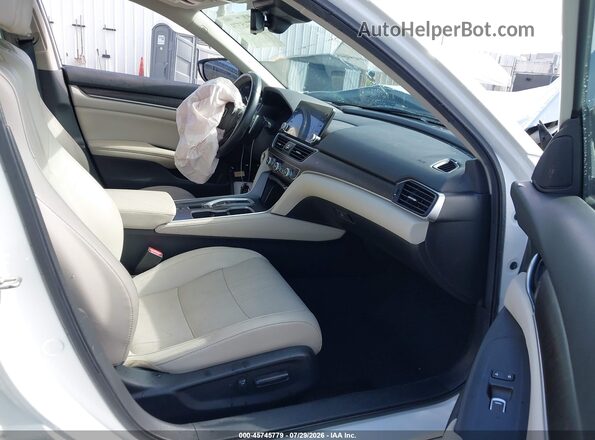 1HGCV2F9XKA024966 2019 HONDA ACCORD White Սալոնի դիմացի տեսք