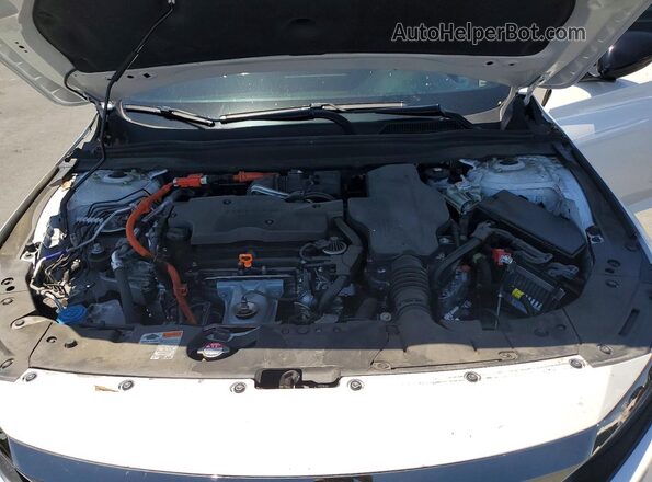 1HGCV3F29NA034398 2022 HONDA ACCORD White Rear interior view