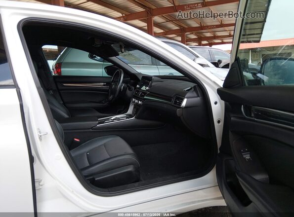 1HGCV3F29NA037107 2022 HONDA ACCORD White Front interior view
