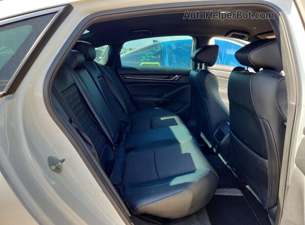 1HGCV3F2XNA018498 2022 HONDA ACCORD White Widok tylnych siedzeń