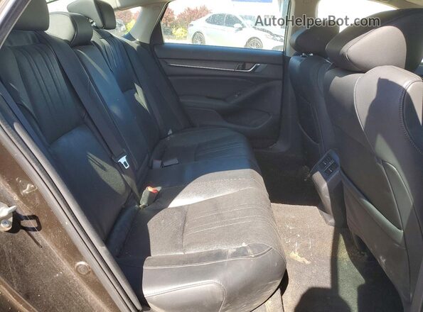 1HGCV3F50JA013136 2018 HONDA ACCORD Brown Вид задніх сидінь