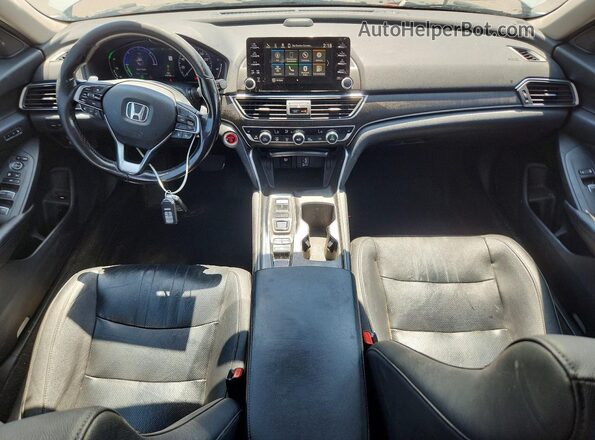 1HGCV3F50KA010061 2019 HONDA ACCORD White Widok deski rozdzielczej