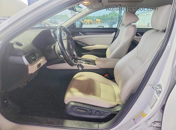 1HGCV3F50MA011181 2021 HONDA ACCORD Белый Вид салона спереди