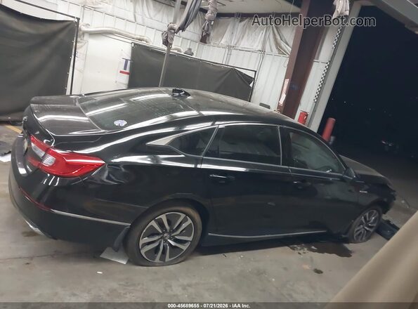 1HGCV3F53JA002017 2018 HONDA ACCORD Черный Вид задней части салона