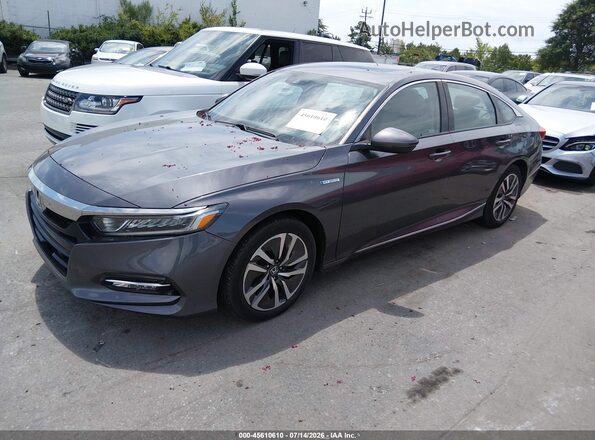 1HGCV3F53JA013941 2018 HONDA ACCORD Silver Vista tres cuartos delantera izquierda