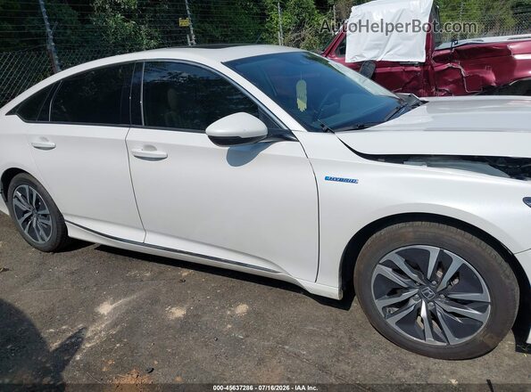 1HGCV3F58KA012964 2019 HONDA ACCORD White Вид задньої частини салону