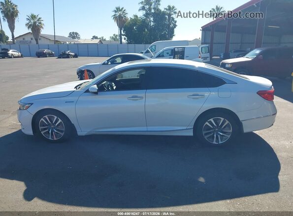 1HGCV3F99JA012831 2018 HONDA ACCORD White 