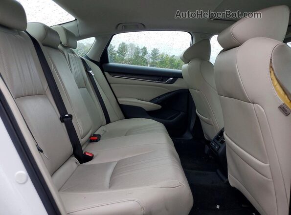 1HGCV3F9XLA009889 2020 HONDA ACCORD White Widok tylnych siedzeń