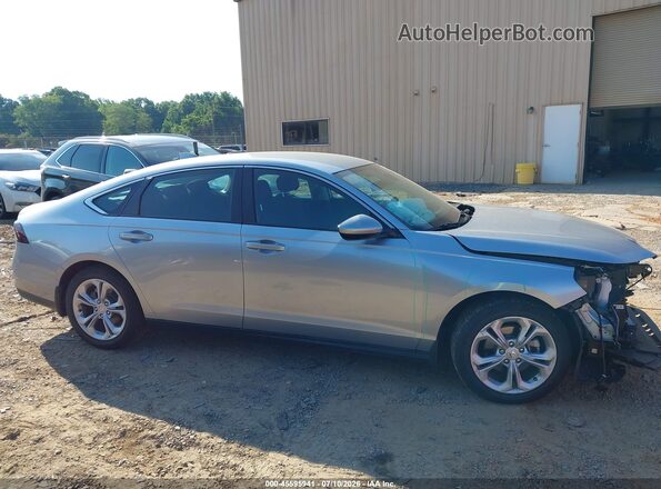 1HGCY1F24SA034638 2025 HONDA ACCORD Silver Սալոնի հետևի տեսք