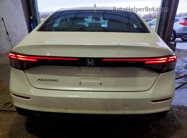 1HGCY1F24SA046319 2025 HONDA ACCORD White Vista trasera