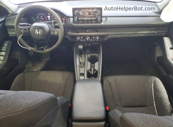1HGCY1F24SA046319 2025 HONDA ACCORD White Vista del salpicadero