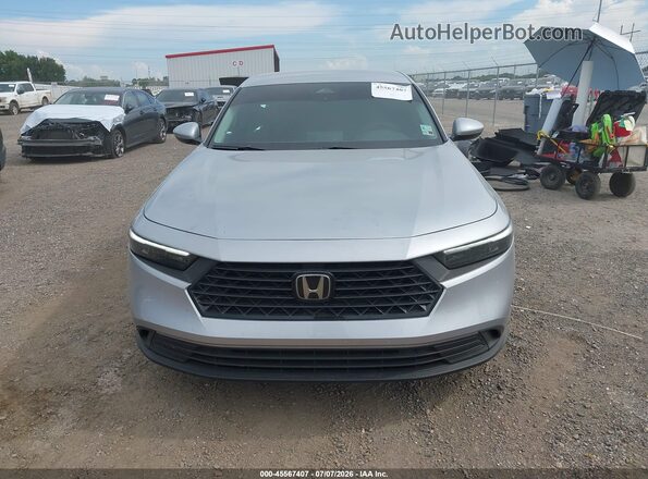 1HGCY1F28TA017715 2026 HONDA ACCORD Silver უკანა სალონის ხედი