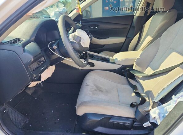 1HGCY1F29RA071484 2024 HONDA ACCORD Белый Вид салона спереди