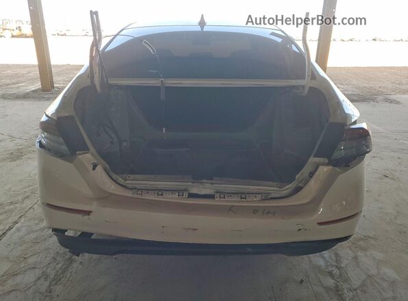 1HGCY1F30RA039662 2024 HONDA ACCORD White Вид ззаду