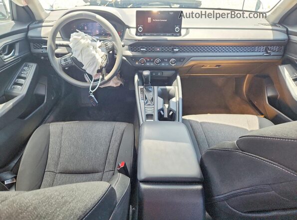 1HGCY1F31RA078308 2024 HONDA ACCORD White Առջևի վահանակի տեսք