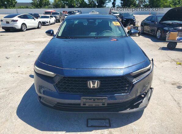 1HGCY1F32RA073702 2024 HONDA ACCORD Blue Вид спереду