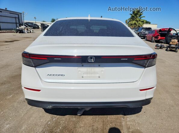 1HGCY1F36RA037673 2024 HONDA ACCORD White Հետևի տեսք