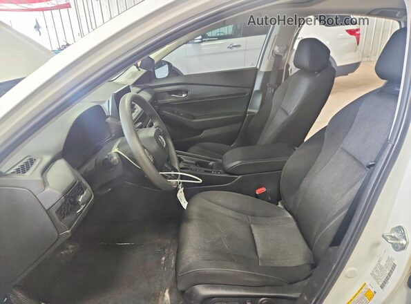 1HGCY1F37RA037942 2024 HONDA ACCORD White წინა სალონის ხედი