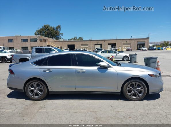1HGCY1F37RA040002 2024 HONDA ACCORD Silver Вид задньої частини салону