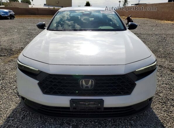 1HGCY1F40SA005851 2025 HONDA ACCORD White Widok z przodu