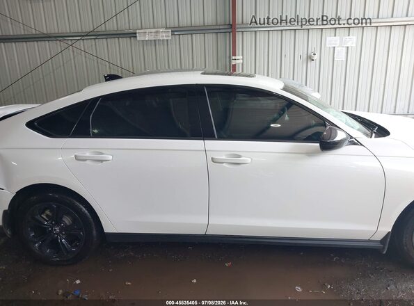1HGCY1F40SA080050 2025 HONDA ACCORD White Vista interior trasera