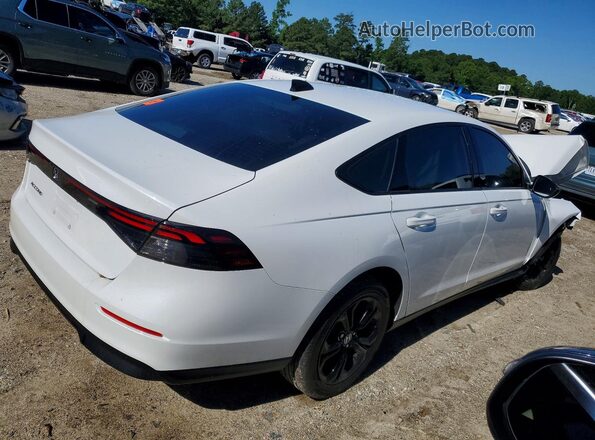 1HGCY1F44SA087034 2025 HONDA ACCORD White Задня права чверть