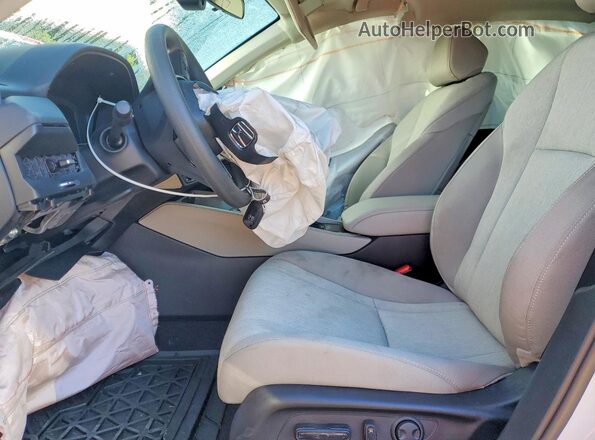 1HGCY1F44SA087034 2025 HONDA ACCORD White Вид салону спереду