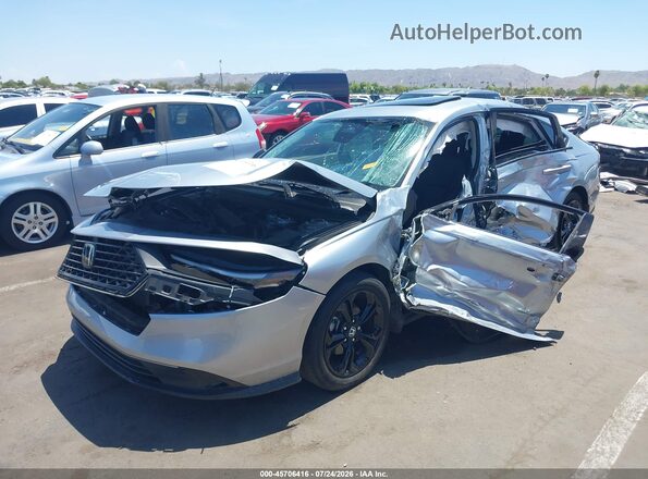 1HGCY1F45SA002105 2025 HONDA ACCORD Silver Vista tres cuartos delantera izquierda