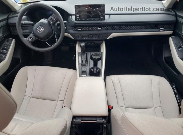 1HGCY1F47SA079879 2025 HONDA ACCORD White Vista del salpicadero