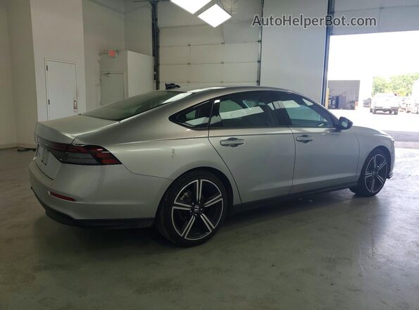 1HGCY1F47TA002513 2026 HONDA ACCORD Silver უკანა მარჯვენა