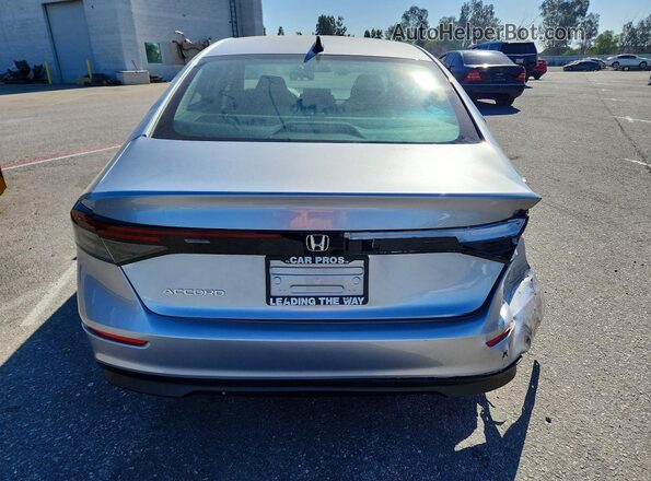 1HGCY1F48TA015884 2026 HONDA ACCORD Silver უკანა ხედი