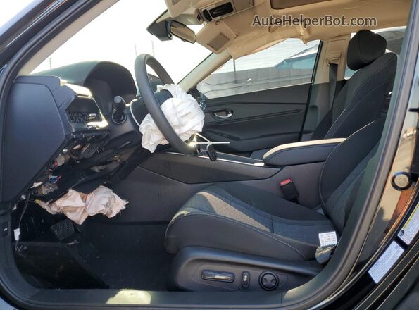 1HGCY1F49SA063201 2025 HONDA ACCORD Black Вид салону спереду
