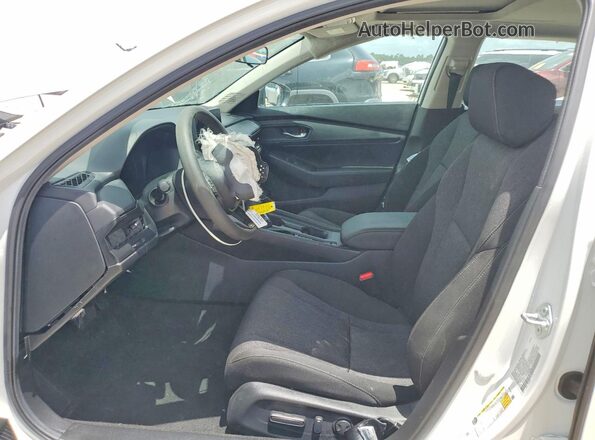 1HGCY1F49SA086560 2025 HONDA ACCORD White Vista interior delantera