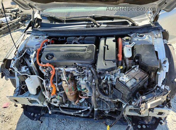 1HGCY2F50RA063564 2024 HONDA ACCORD Silver Widok wnętrza z tyłu