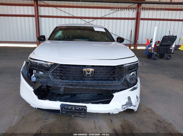 1HGCY2F50RA093633 2024 HONDA ACCORD White უკანა სალონის ხედი