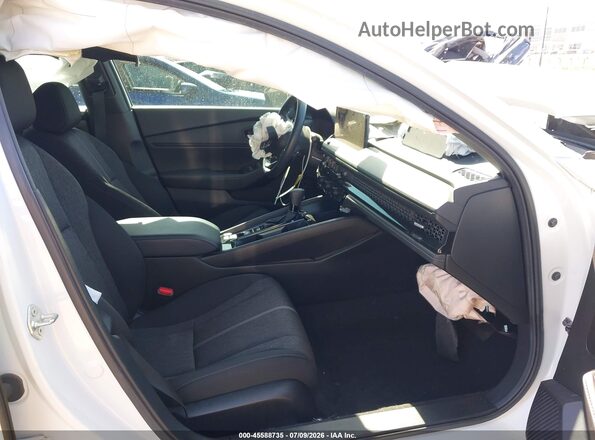 1HGCY2F51RA097805 2024 HONDA ACCORD Белый Вид салона спереди