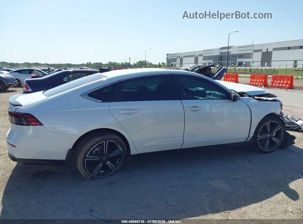 1HGCY2F51RA097805 2024 HONDA ACCORD Белый Вид задней части салона