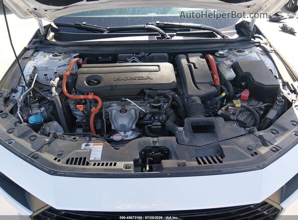 1HGCY2F52RA097795 2024 HONDA ACCORD White Widok z tyłu