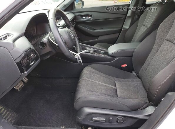 1HGCY2F53RA090774 2024 HONDA ACCORD White Front interior view